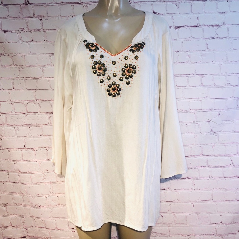 Lane Bryant cream tunic top size 14/16